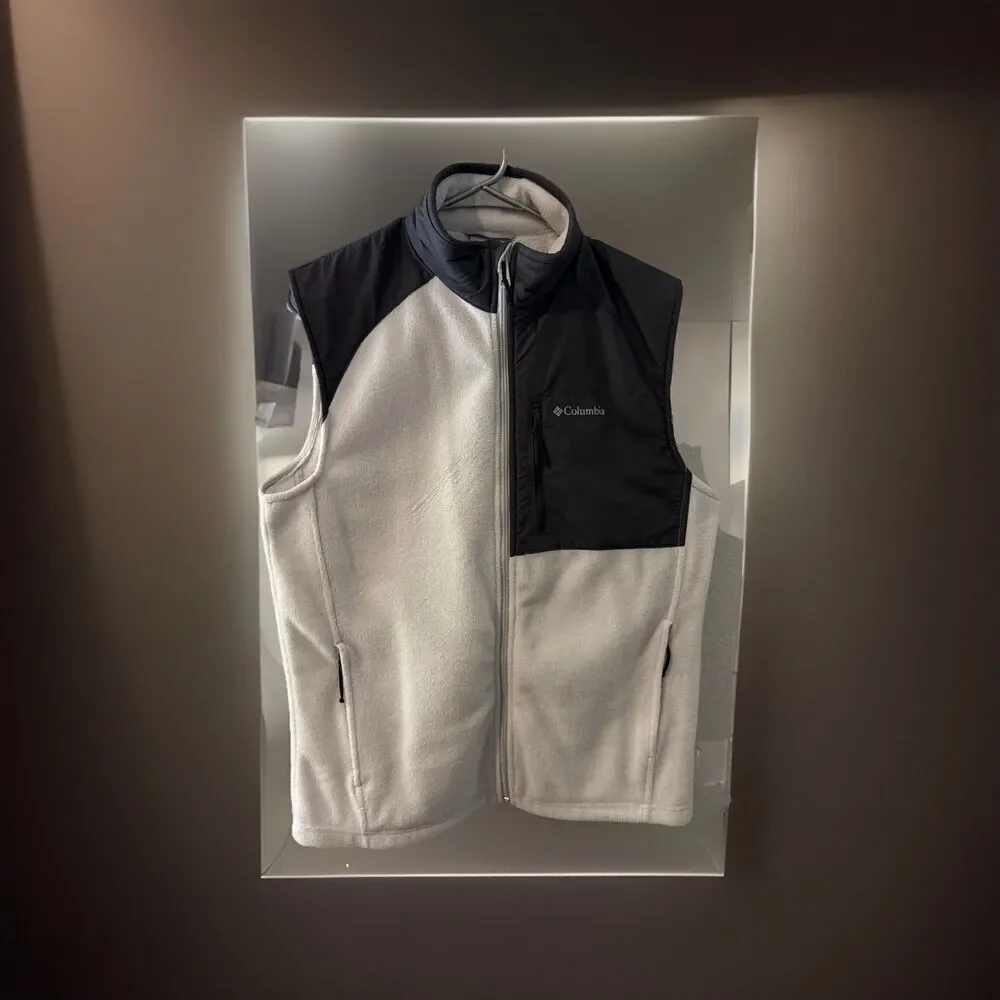Columbia two-tone fleece vest, Men Size S